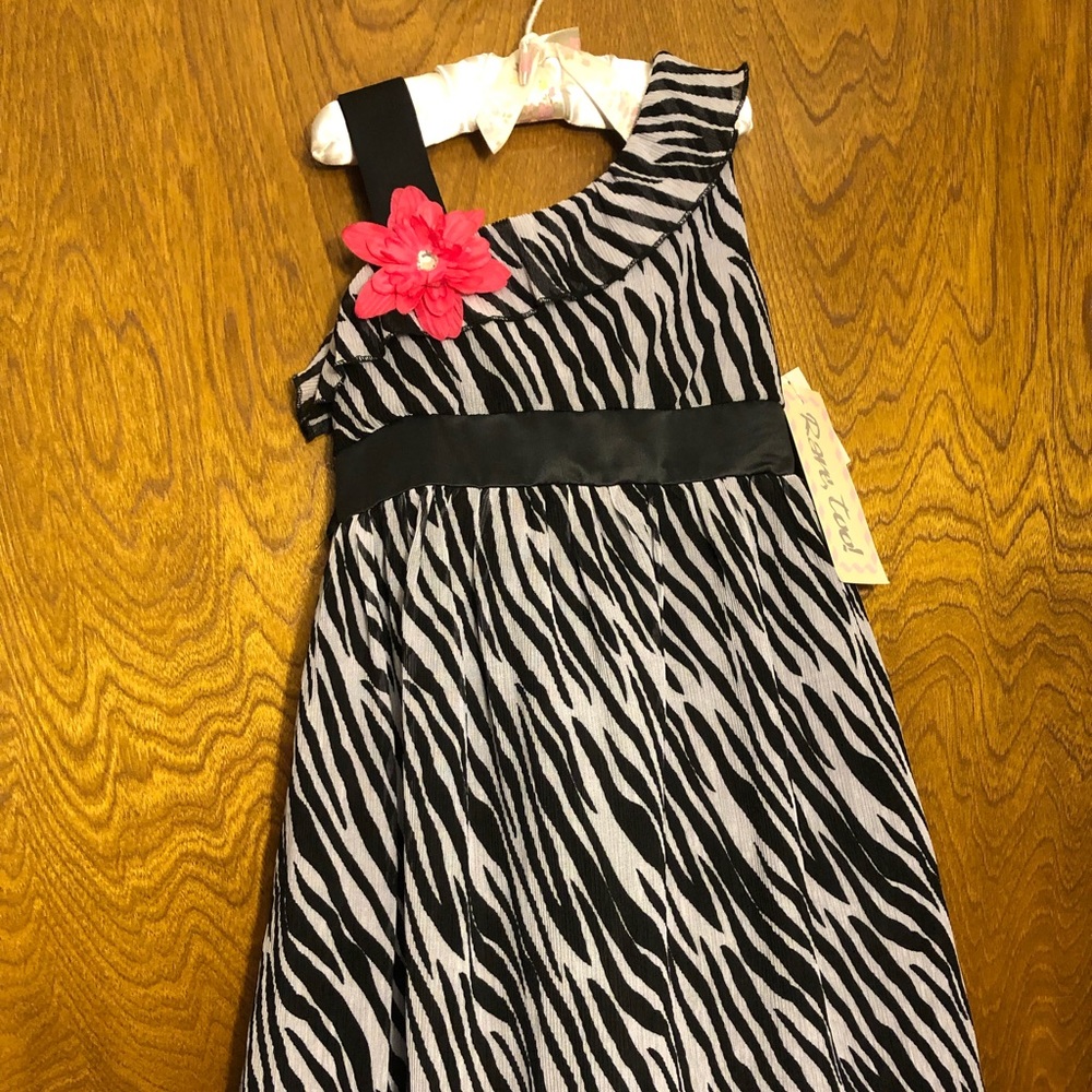 Girls Dress Casual or Formal